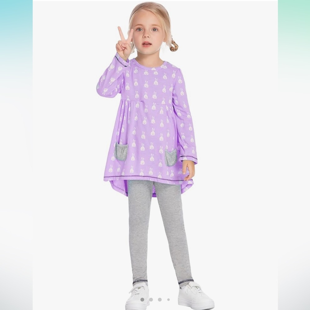 ⭐️NWT Girls two piece bunny print play or pajama set in grey and pink.